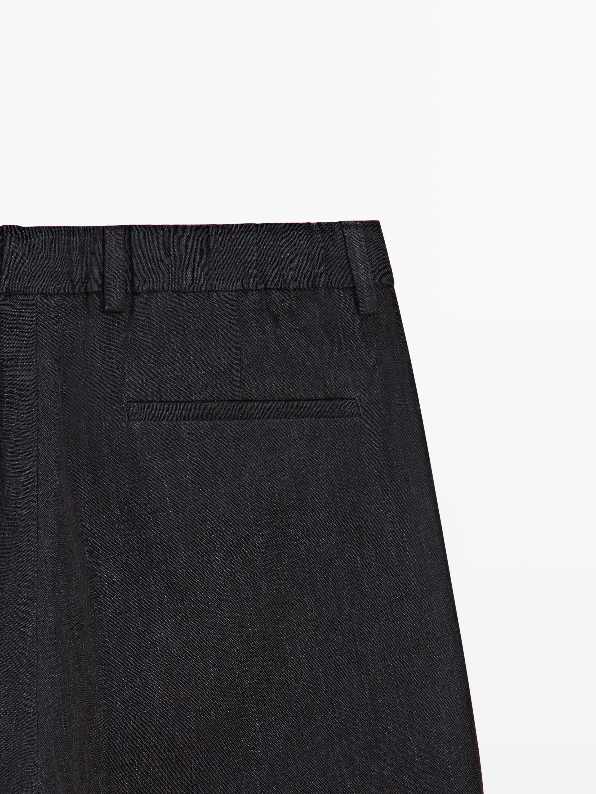 Total look linen darted trousers